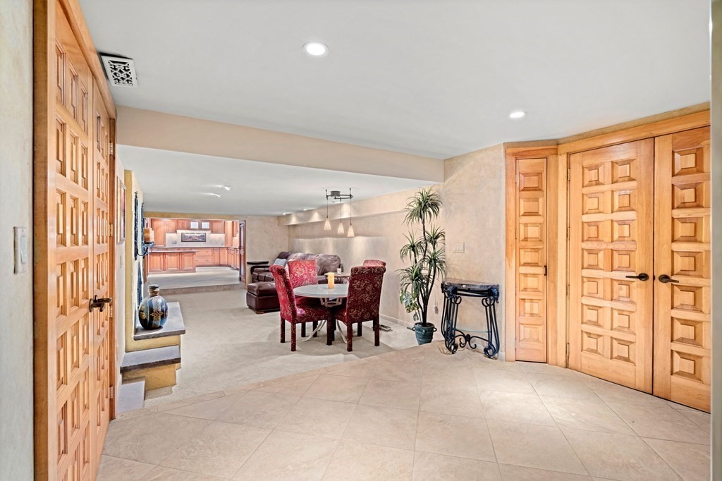 315 Main Street Boxford, MA 01921 - Photo 19 of 28
