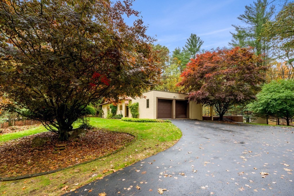 315 Main Street Boxford, MA 01921 - Photo 2 of 28