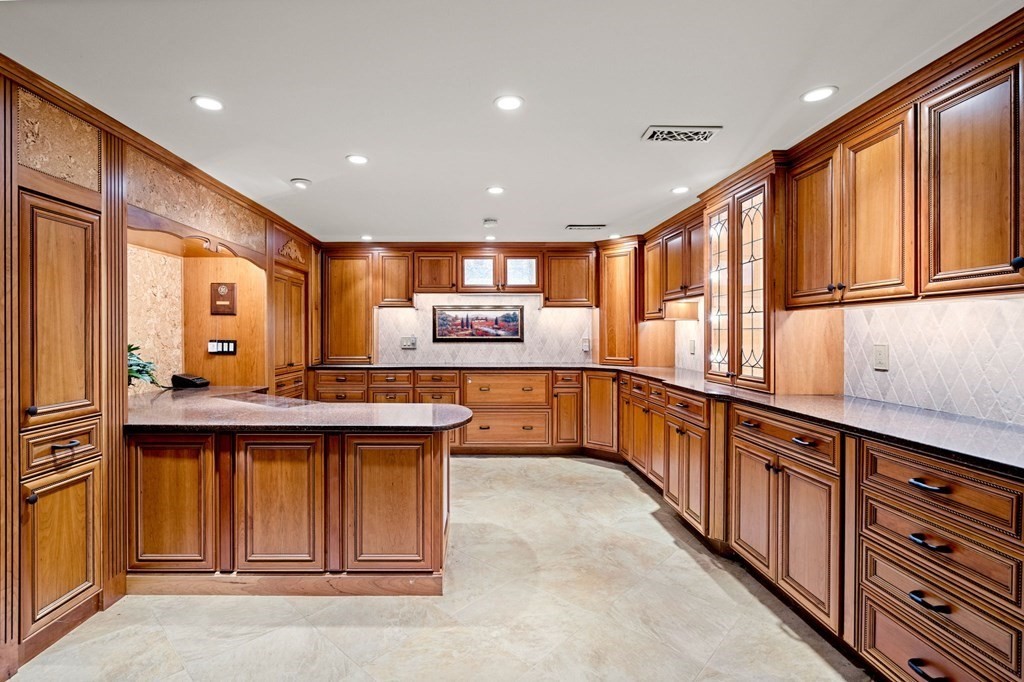 315 Main Street Boxford, MA 01921 - Photo 23 of 28