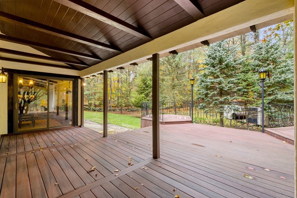 315 Main Street Boxford, MA 01921 - Photo 24 of 28