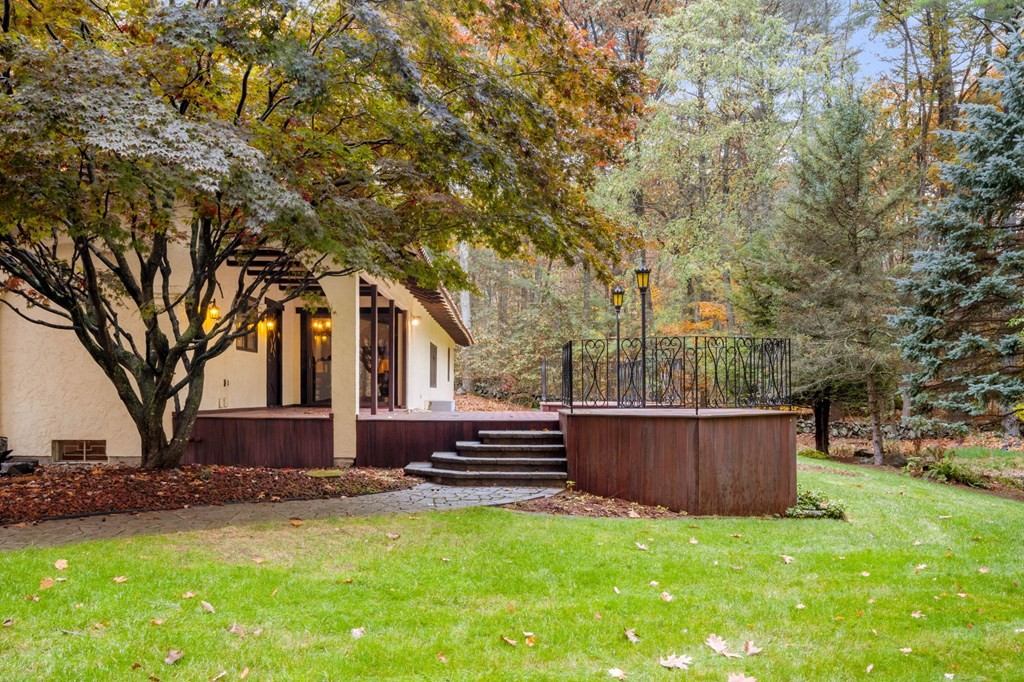 315 Main Street Boxford, MA 01921 - Photo 5 of 28
