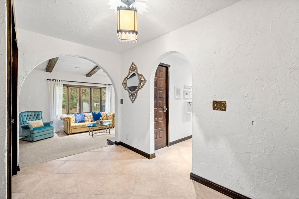 315 Main Street Boxford, MA 01921 - Photo 8 of 28