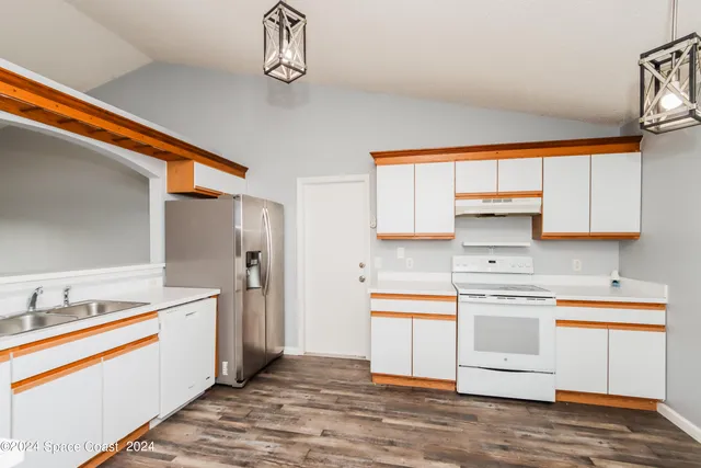 $1,710 | 3042 Tazewell Avenue Southeast, Palm Bay, FL 32909