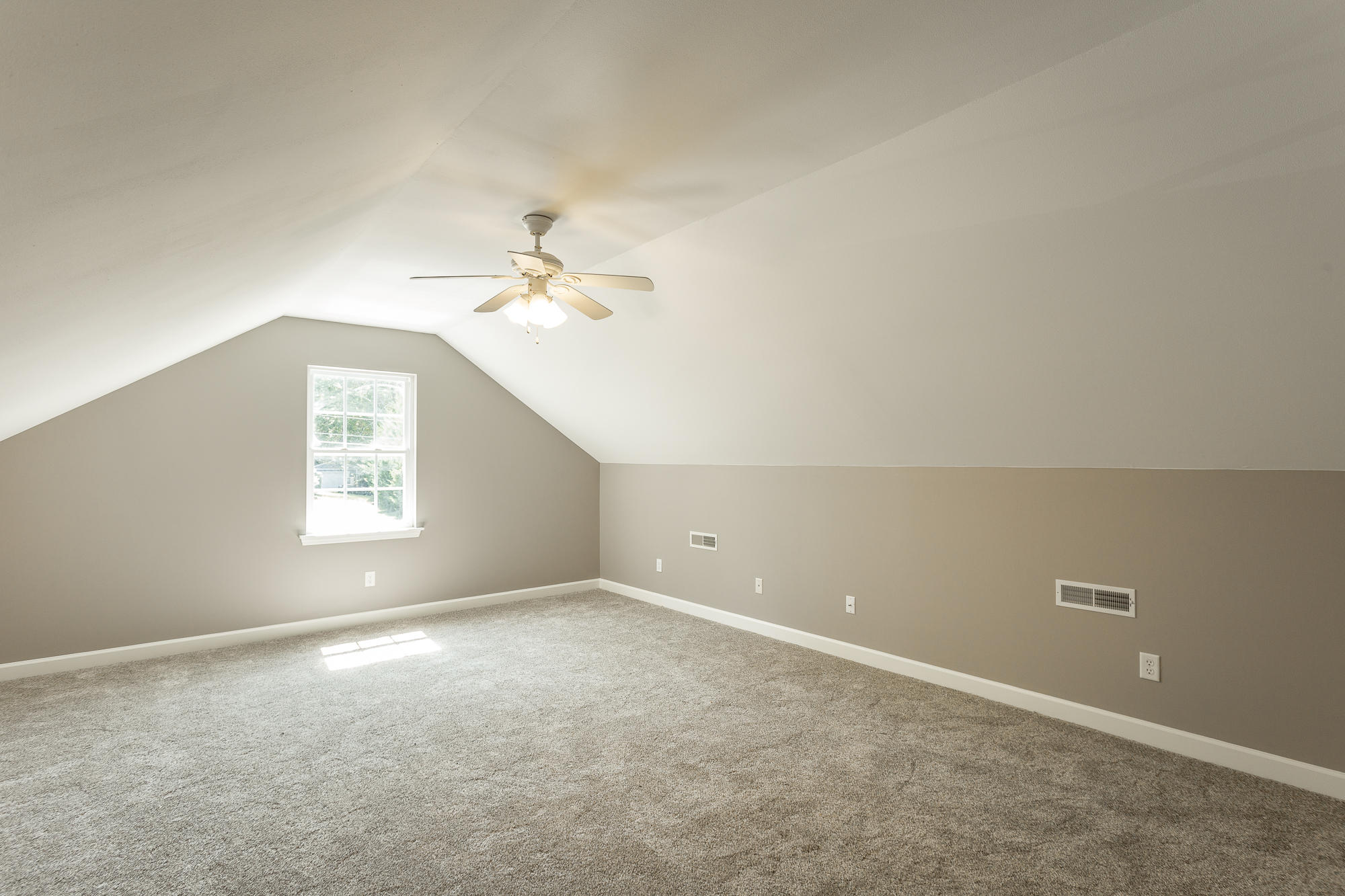 5661 Tucker Road Ooltewah, TN 37363 - Photo 38 of 39 5661 Tucker Road-44
