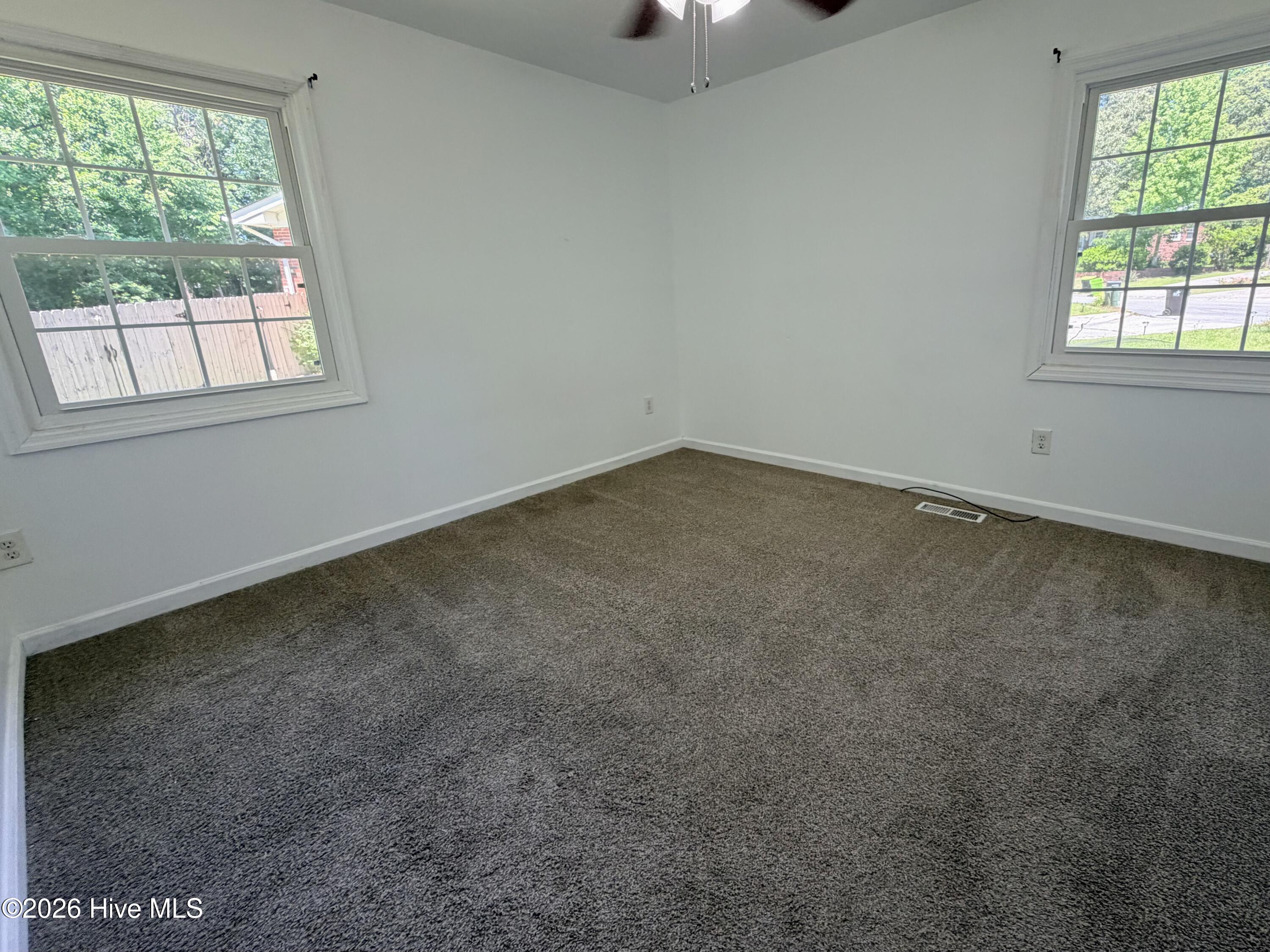 308 Sheffield Road Jacksonville, NC 28546 - Photo 10 of 22 Primary Bedroom