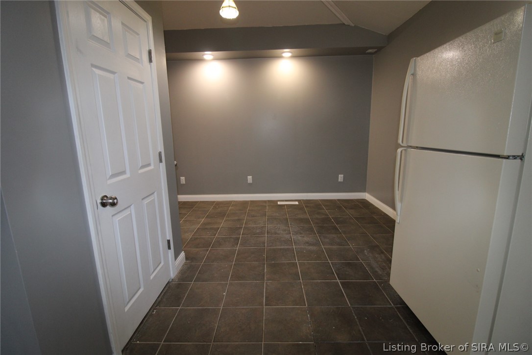 2123 Cherry Circle Georgetown, IN 47122 - Photo 15 of 24