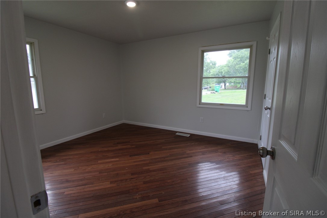 2123 Cherry Circle Georgetown, IN 47122 - Photo 16 of 24