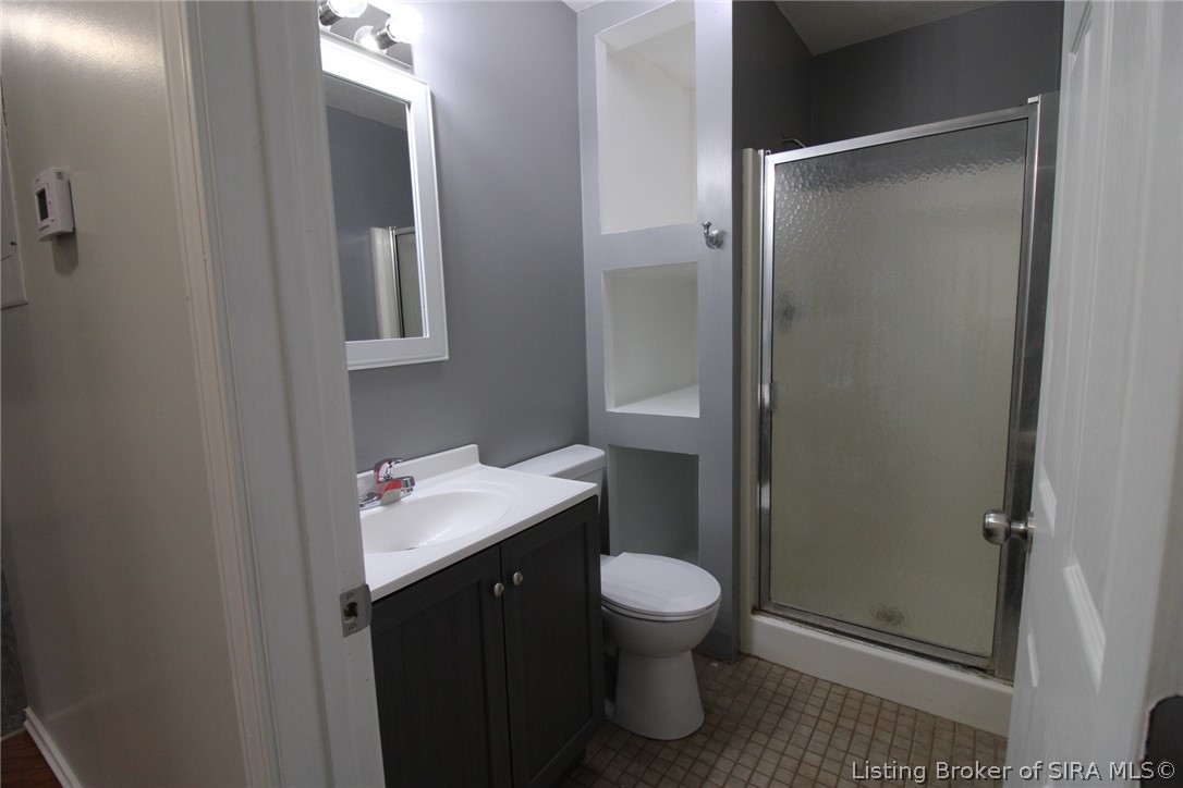 2123 Cherry Circle Georgetown, IN 47122 - Photo 10 of 24