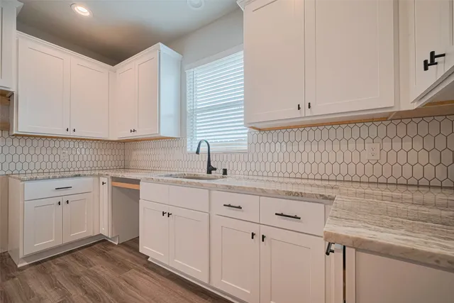 $299,990 | 312 Palero Path, Brookshire, TX 77423