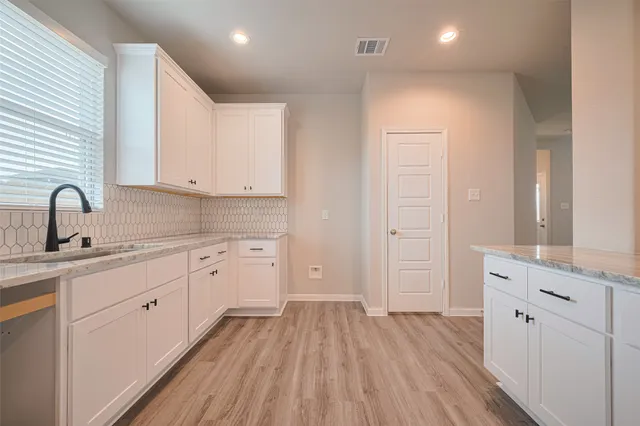 $299,990 | 312 Palero Path, Brookshire, TX 77423