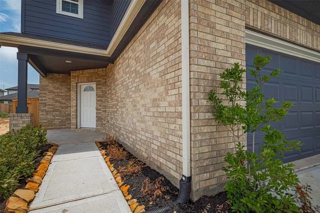 $299,990 | 312 Palero Path, Brookshire, TX 77423