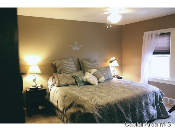 2444 South 7th Street Springfield, IL 62703 - Photo 12 of 15