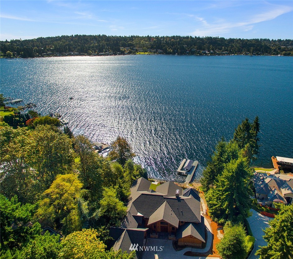 2215 Killarney Way Bellevue, WA 98004 - Photo 2 of 25