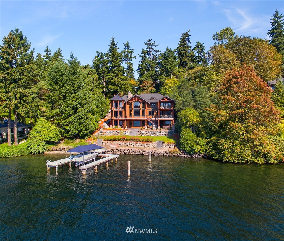 2215 Killarney Way Bellevue, WA 98004 - Photo 8 of 25