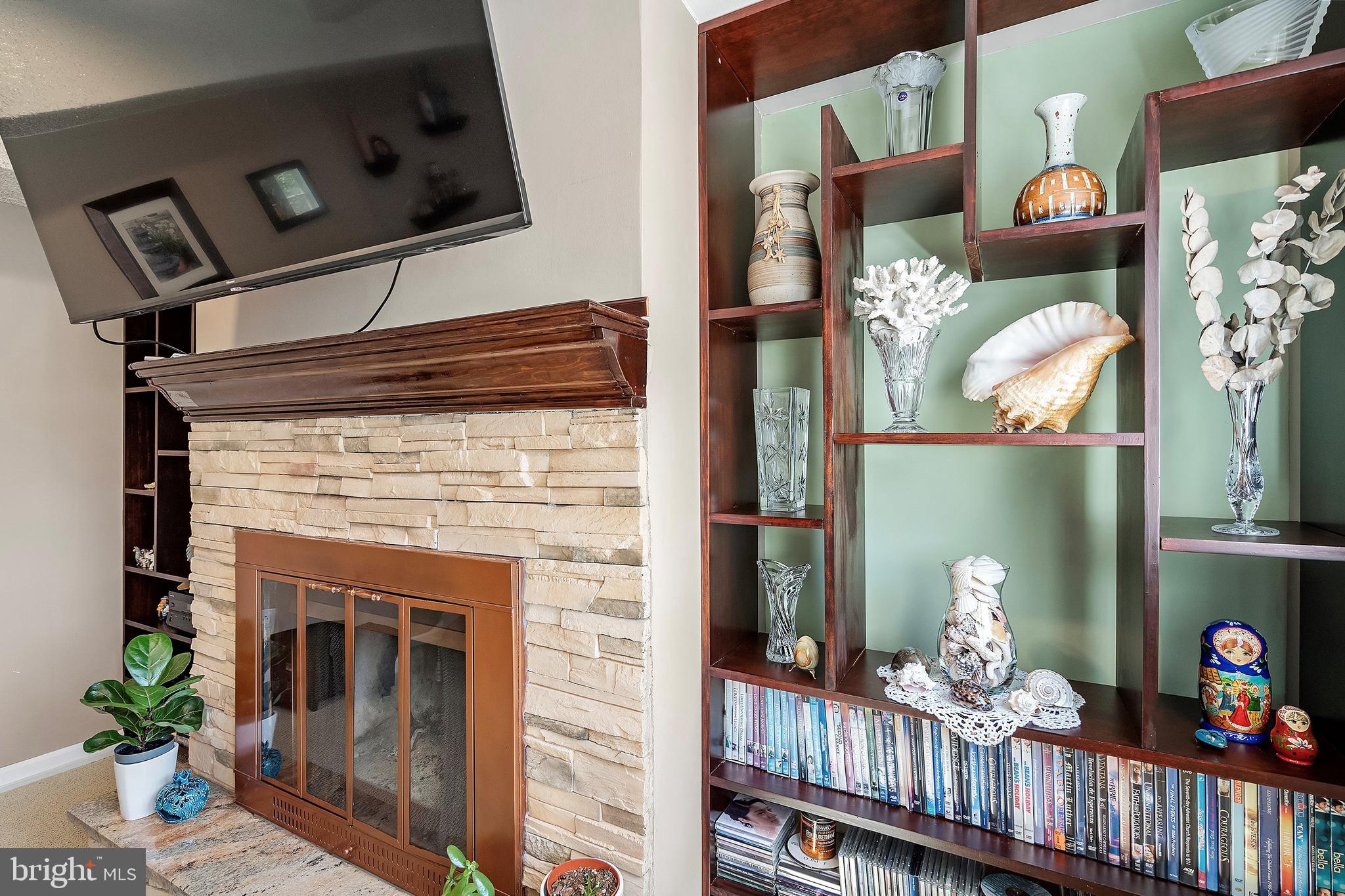 23 Blue Devil Lane Hamilton, NJ 08619 - Photo 13 of 52 Built Ins/ Wood Burning Fire Place