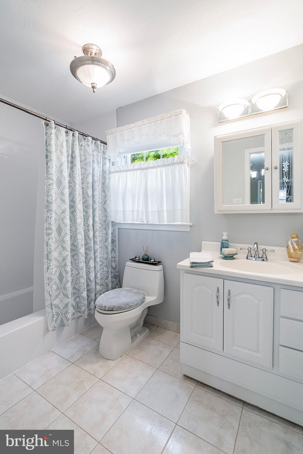 23 Blue Devil Lane Hamilton, NJ 08619 - Photo 26 of 52 Full Bath