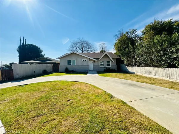 $339,000 | 2804 Elmwood Avenue, Bakersfield, CA 93305