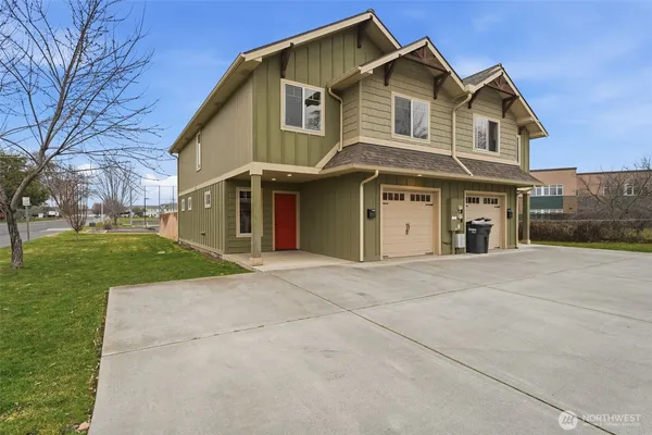 $675,000 | 226 East Whitman Drive, College Place, WA 99324