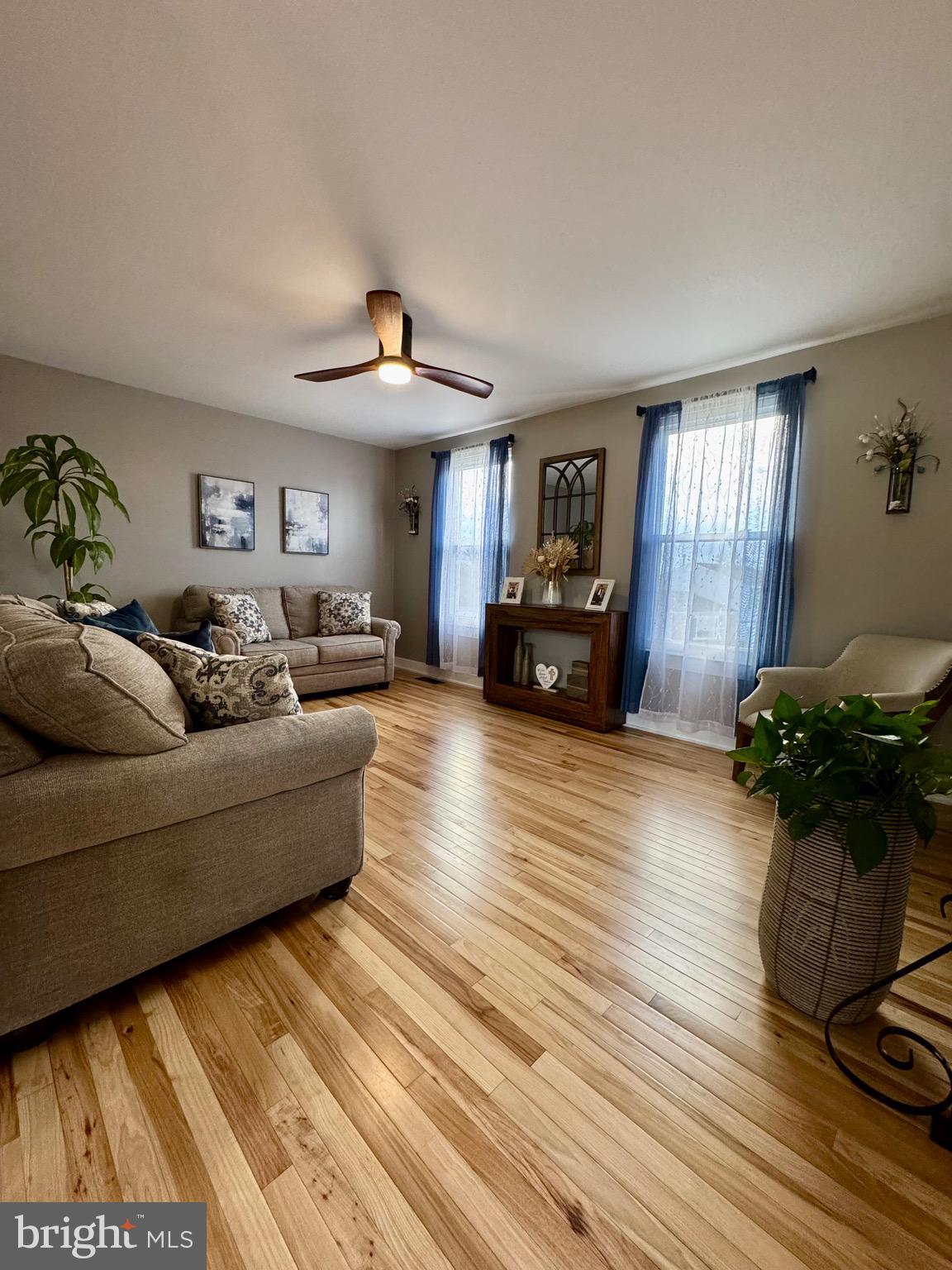 3161 Bogle Road Bensalem, PA 19020 - Photo 3 of 34 Gallery Image 3
