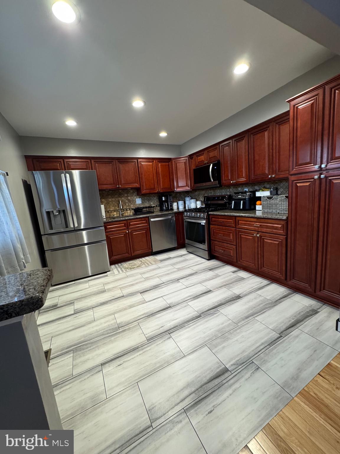 3161 Bogle Road Bensalem, PA 19020 - Photo 8 of 34 Gallery Image 8