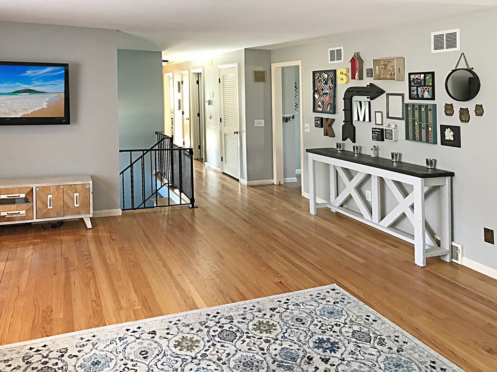 810 Frank Smith Road Longmeadow, MA 01106 - Photo 6 of 30