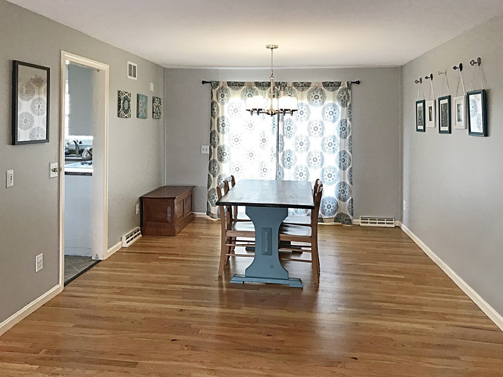 810 Frank Smith Road Longmeadow, MA 01106 - Photo 8 of 30