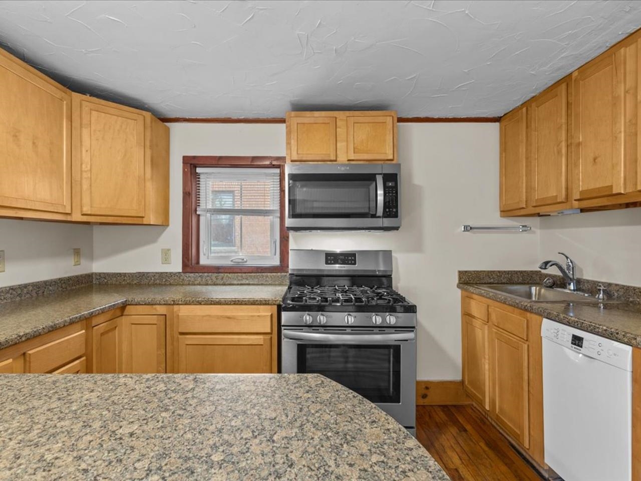 114 South Champlain Street Burlington, VT 05401 - Photo 11 of 44