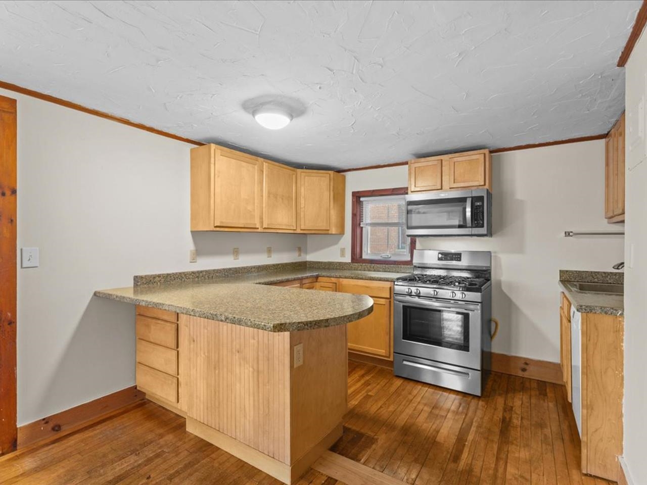 114 South Champlain Street Burlington, VT 05401 - Photo 9 of 44