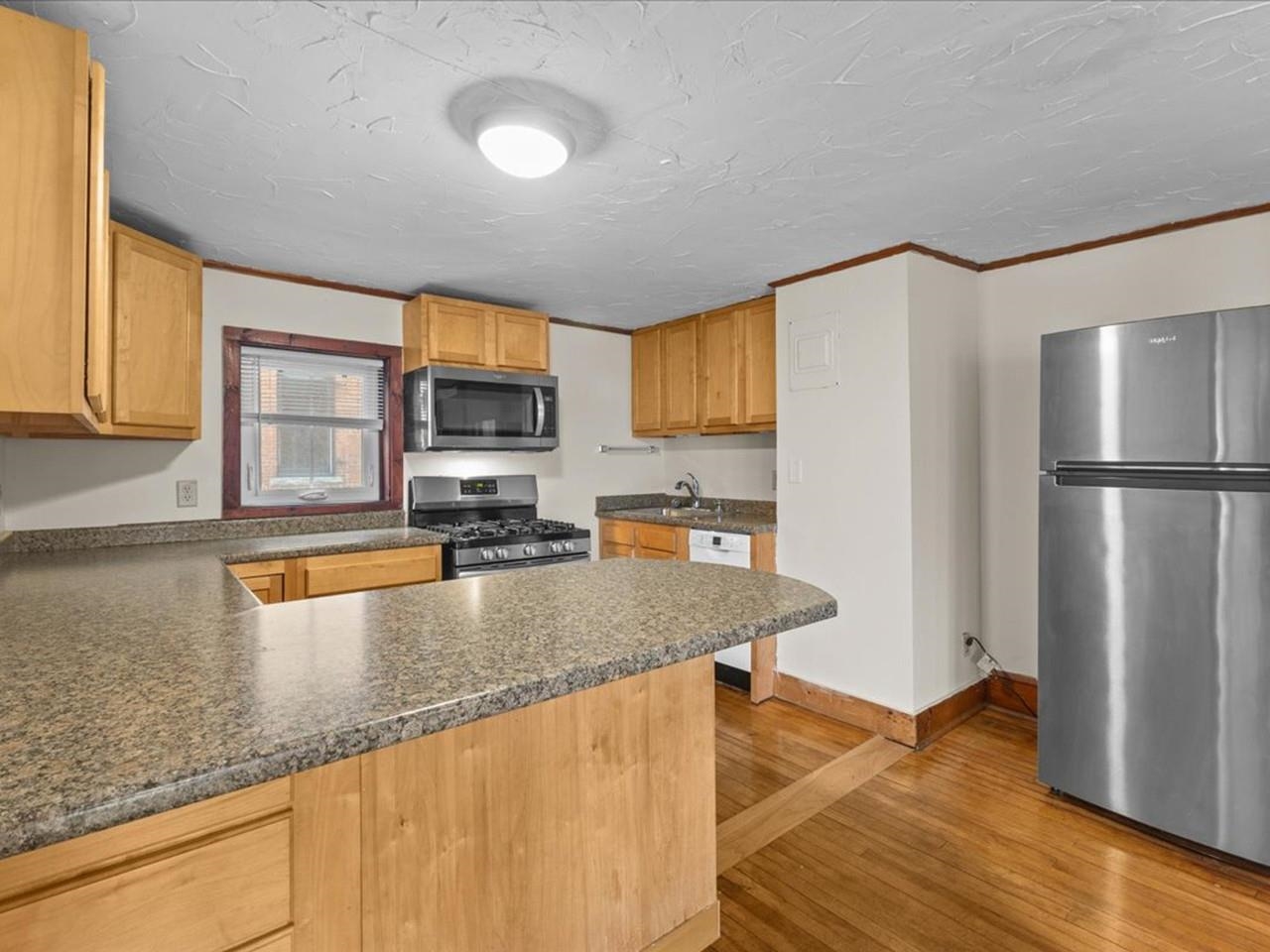 114 South Champlain Street Burlington, VT 05401 - Photo 10 of 44