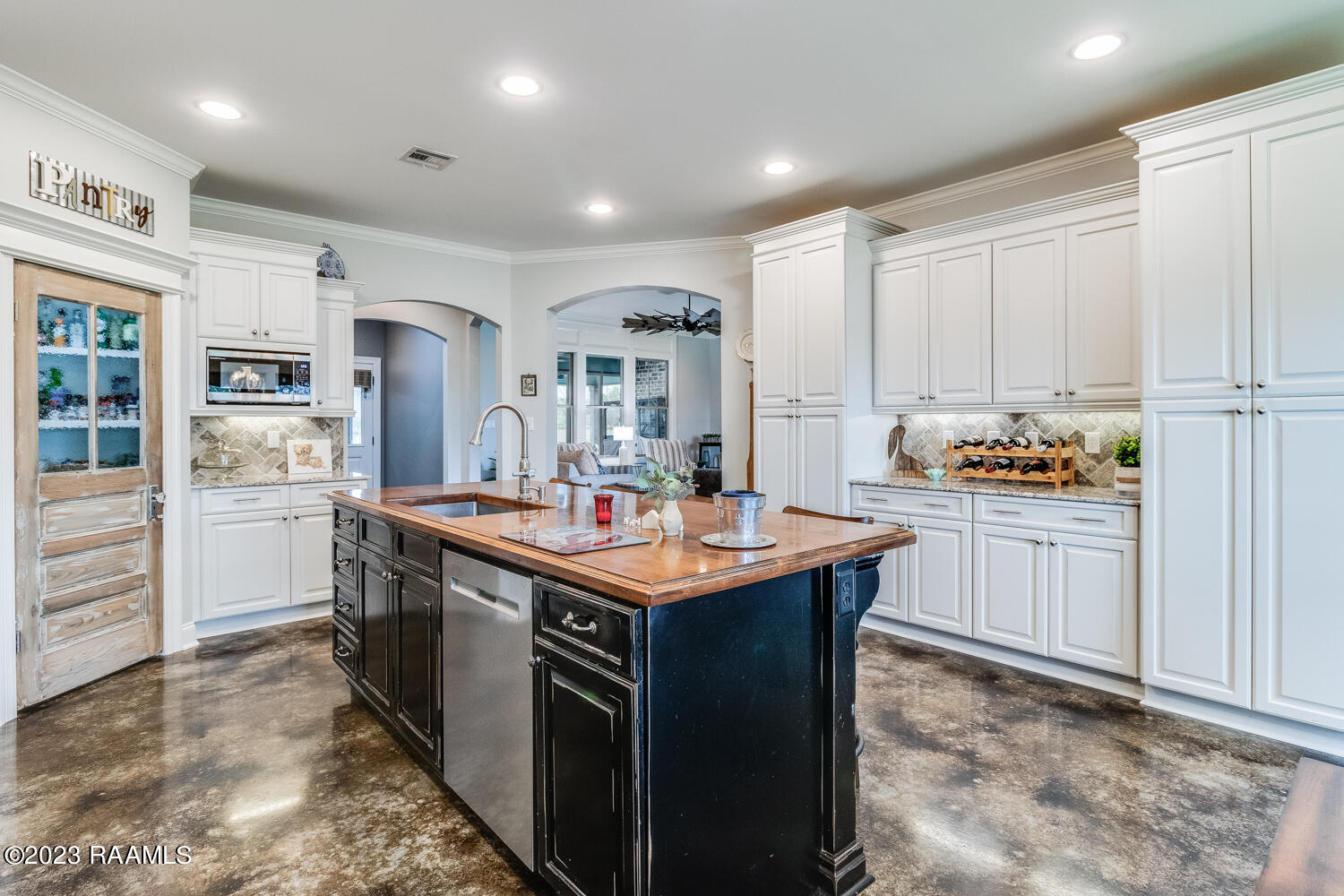 3306 Trahan Road New Iberia, LA 70563 - Photo 6 of 35 3306 Trahan Rd-18