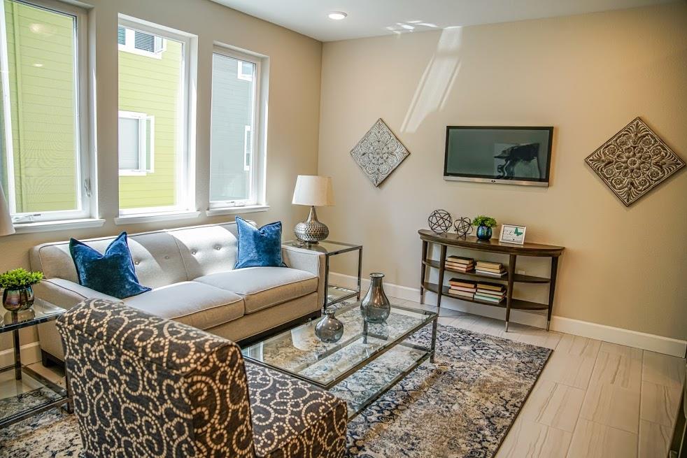 81 South Milpitas Boulevard Milpitas, CA 95035 - Photo 18 of 40 a living room with furniture and a window