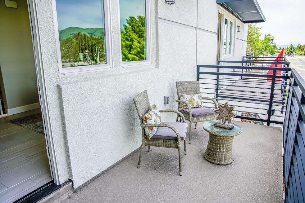 81 South Milpitas Boulevard Milpitas, CA 95035 - Photo 26 of 40 a view of two chairs in the balcony