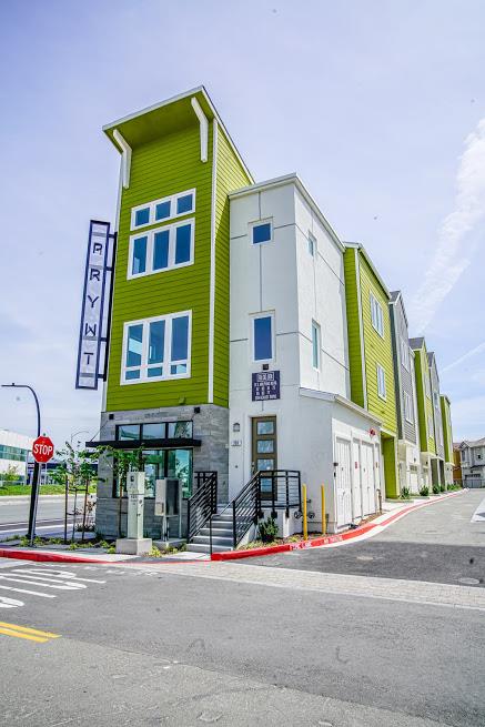 81 South Milpitas Boulevard Milpitas, CA 95035 - Photo 4 of 40 a view of a food mall next to a road