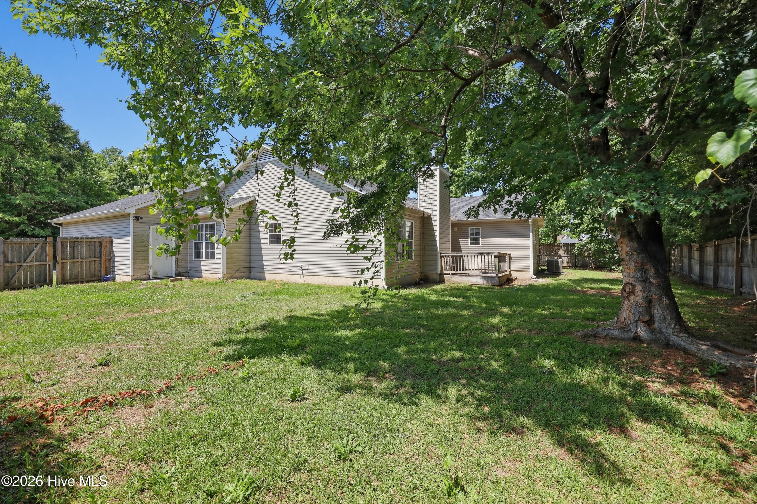 409 Spring Drive Jacksonville, NC 28540 - Photo 10 of 53