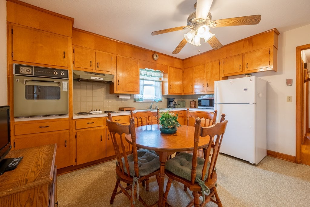 5676 Alum Spring Road Pulaski, VA 24301 - Photo 13 of 46 Gallery Image 13