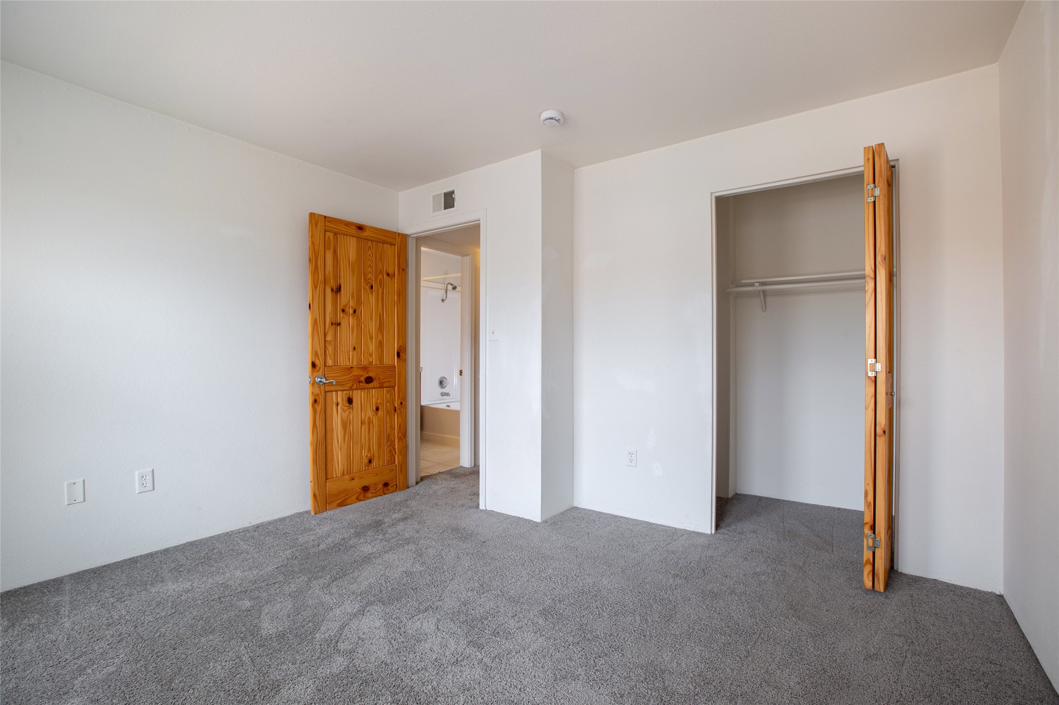 2210 Miguel Chavez Road, Unit 224 Santa Fe, NM 87505 - Photo 16 of 21