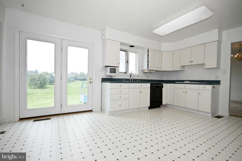 727 Pyle Road Forest Hill, MD 21050 - Photo 6 of 30 Kitchen