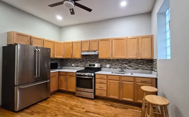 $1,900 | 1333 North Wicker Park Avenue, Unit 2, Chicago, IL 60622