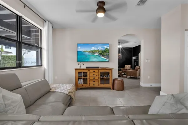 $780,000 | 3525 West 94th Street, Hialeah, FL 33018