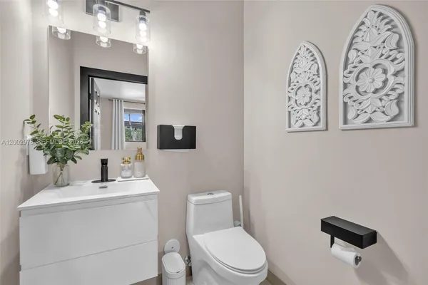 $780,000 | 3525 West 94th Street, Hialeah, FL 33018
