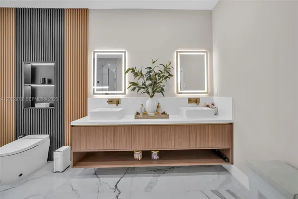 $780,000 | 3525 West 94th Street, Hialeah, FL 33018