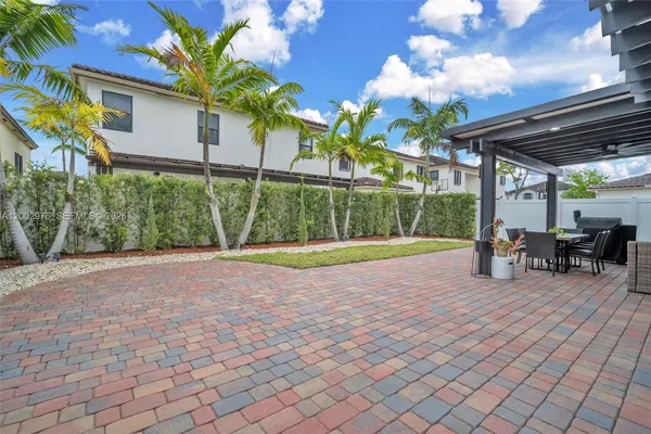 $780,000 | 3525 West 94th Street, Hialeah, FL 33018