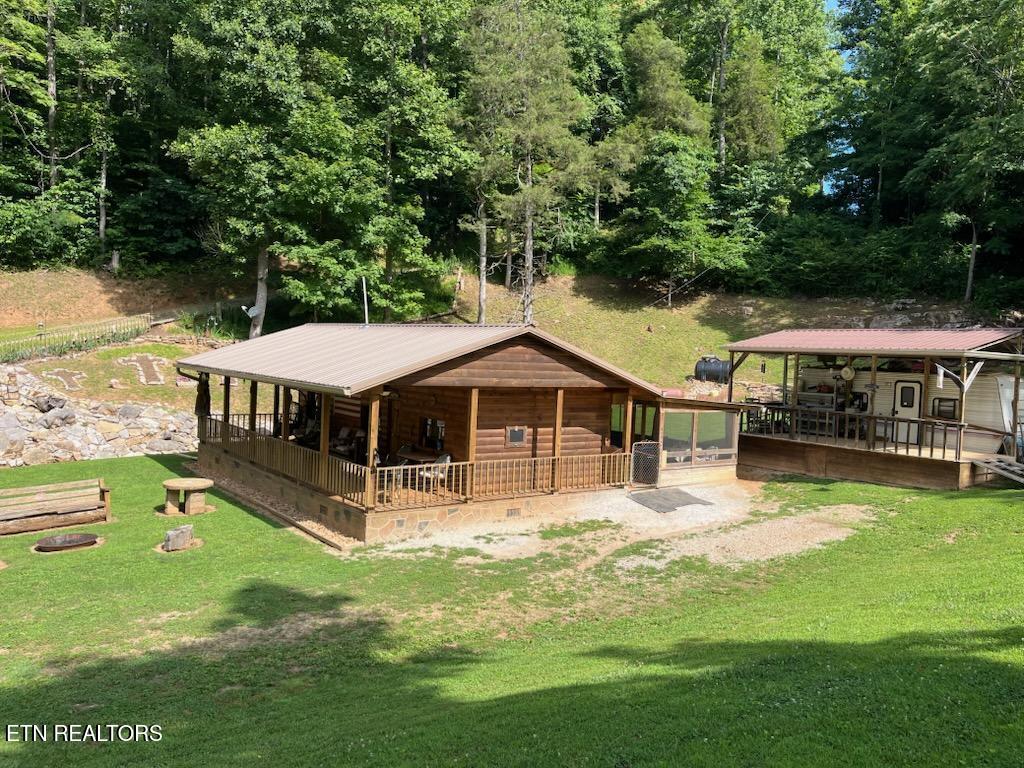 525 Braden Chapel Road Speedwell, TN 37870 - Photo 3 of 21 IMG956512