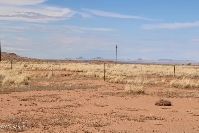 $99,000 | 25 Hunt Road, Unit 25, Winslow, AZ 86047