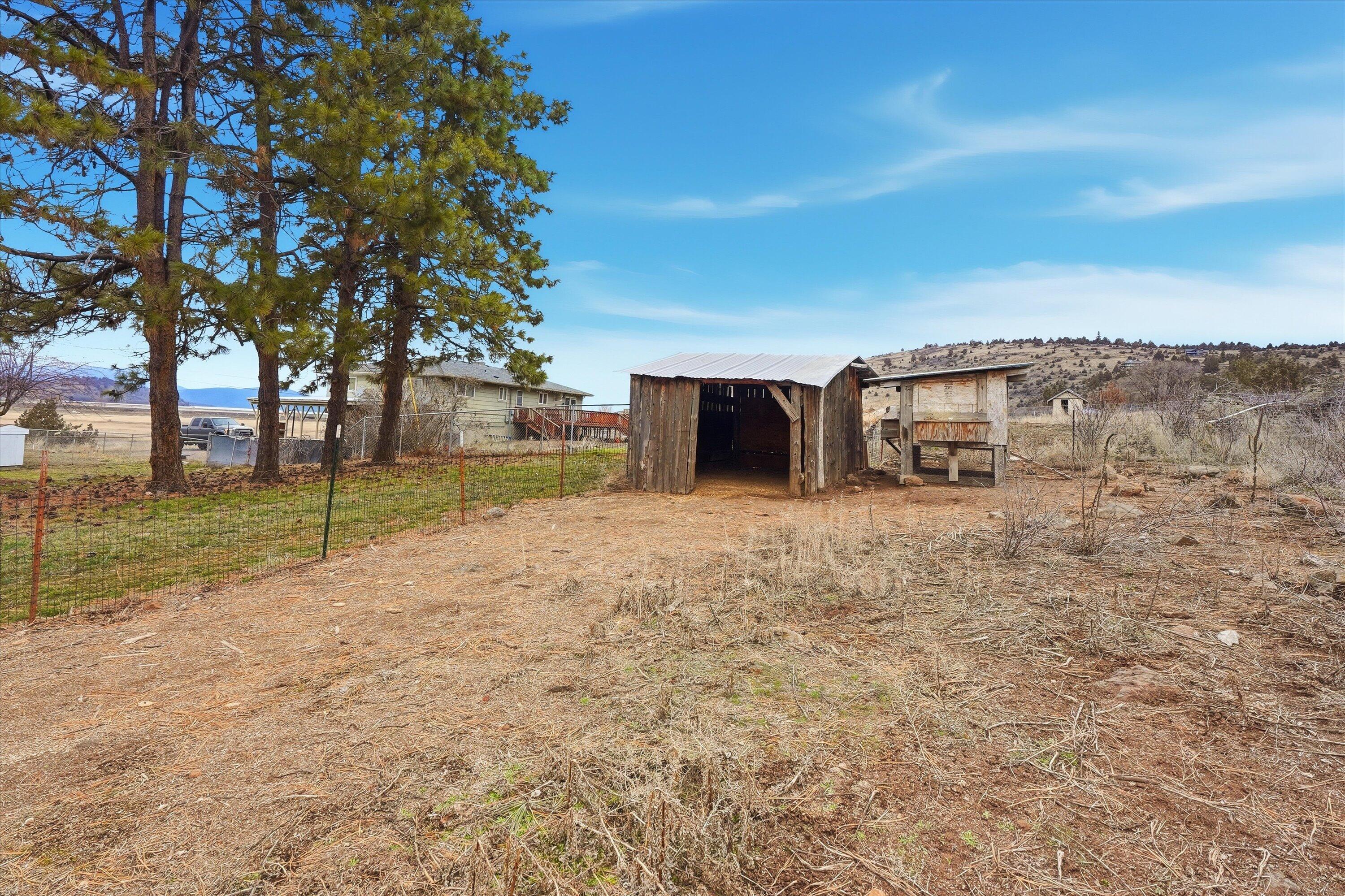 6125 Wocus Road Klamath Falls, OR 97601 - Photo 29 of 42 29-6125 Wocus Rd-29