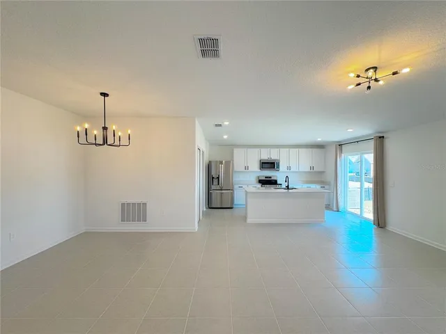 $1,925 | 1922 Sarah Street, Lake Wales, FL 33859