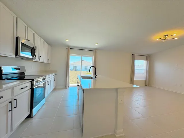 $1,925 | 1922 Sarah Street, Lake Wales, FL 33859