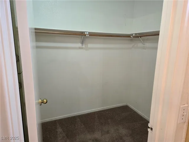 $2,045 | 326 Laguna Glen Drive, Henderson, NV 89014