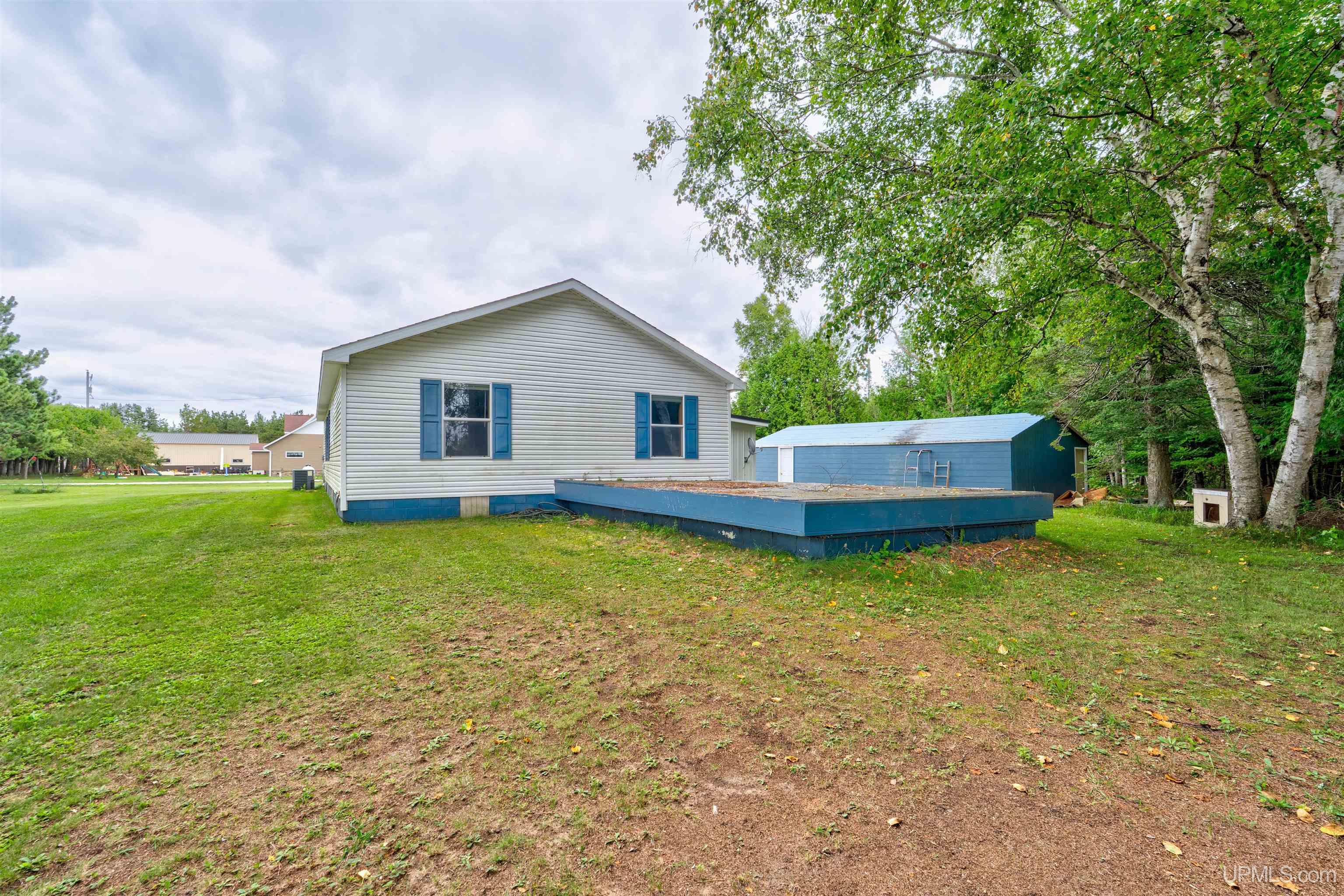 5880 River Road Manistique, MI 49854 - Photo 41 of 48 Gallery Image 41