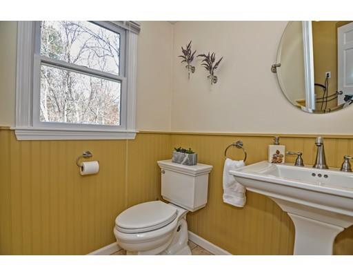 46 Pilgrim Road Holliston, MA 01746 - Photo 13 of 30 Gallery Image 13